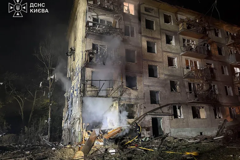 Russian and Ukrainian strikes kill 14 on both sides